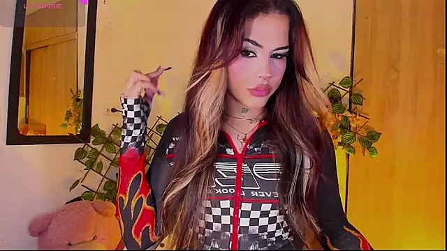 Snapshot of Samuel_Hilton chatting on 8, 4, 2026 Samuel Hilton online show from 8, 4, 2026