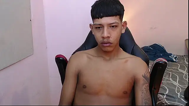 Snapshot of mr_stiven_ chatting on 5, 1, 2025 mr stiven  online show from 5, 1, 2025