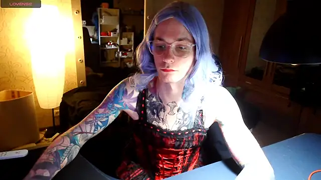 Snapshot of Julia_dolls chatting on 9, 5, 2026 Julia dolls online show from 9, 5, 2026