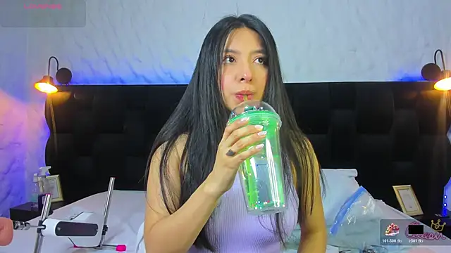 Camila  Gomez online show from 14, 1, 2026