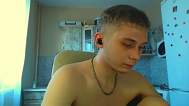 Snapshot of __sugarrebit chatting on 8, 2, 2025   sugarrebit online show from 8, 2, 2025