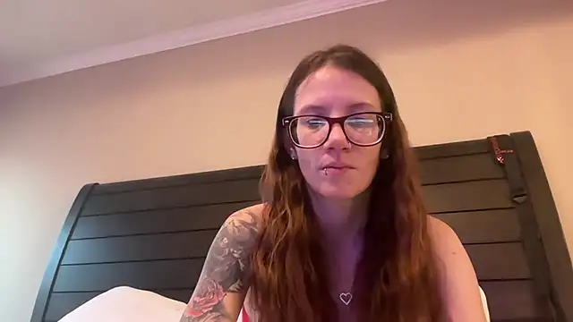 yourstrulylivy69 online show from 22, 2, 2025