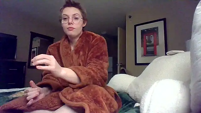Snapshot of Blondie_Elle chatting on 18, 12, 2024 Blondie Elle online show from 18, 12, 2024
