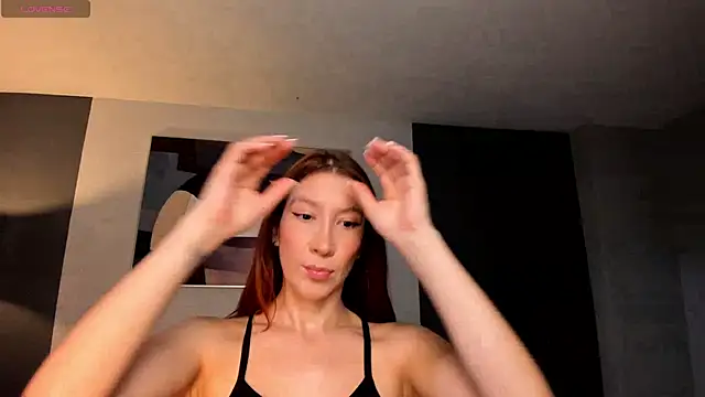 MiaFarrell  online show from 15, 2, 2025