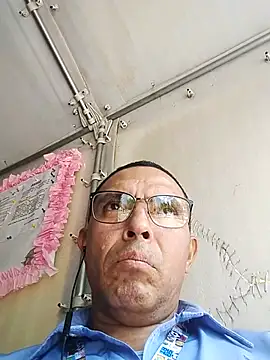 Alex011277 online show from 3, 10, 2025