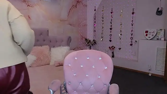 Snapshot of Penelope_Pinky chatting on 14, 3, 2025 Penelope Pinky online show from 14, 3, 2025
