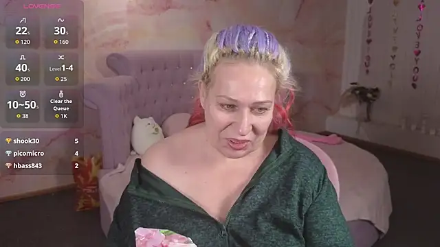 Penelope Pinky online show from 19, 12, 2025