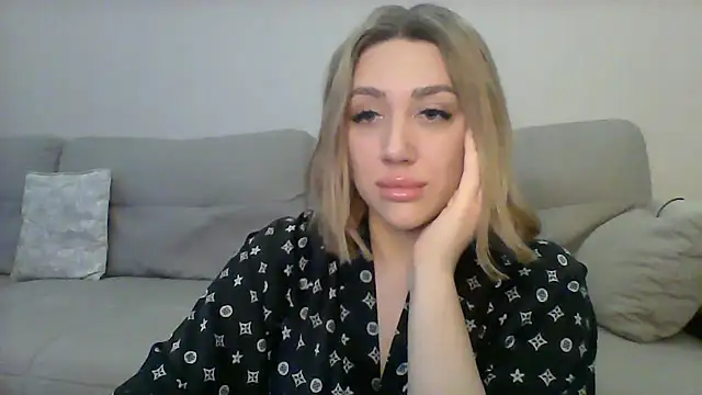 VickyLove047 online show from 12, 1, 2025