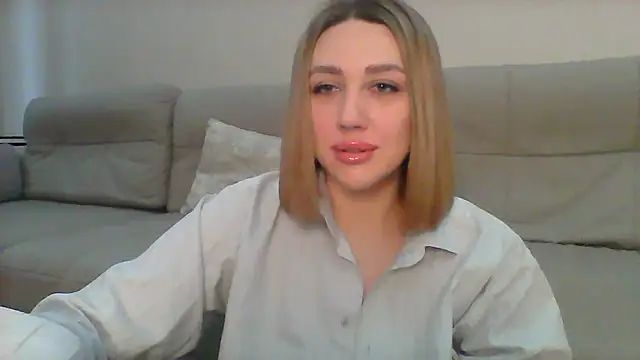 VickyLove047 online show from 24, 1, 2025