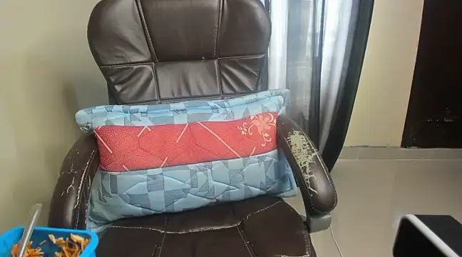 Snapshot of Baby_Zahira chatting on 31, 12, 2024 Baby Zahira online show from 31, 12, 2024