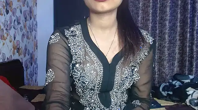 Snapshot of Baby_Zahira chatting on 17, 2, 2025 Baby Zahira online show from 17, 2, 2025