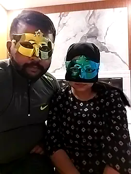 hornycoupleJandS online show from 17, 4, 2026