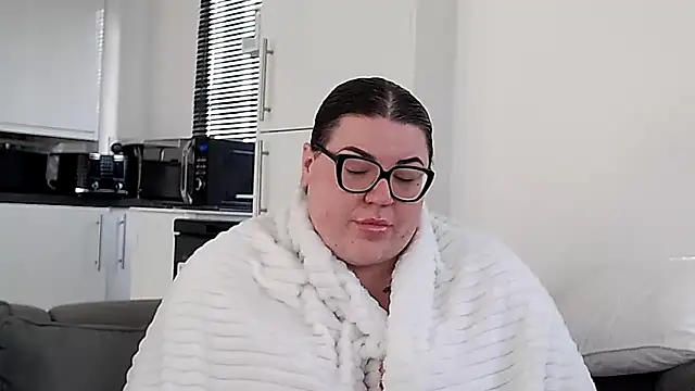 StrawberrySexx online show from 15, 12, 2024