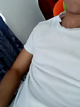 Snapshot of AlexP457 chatting on 15, 12, 2024 AlexP457 online show from 15, 12, 2024