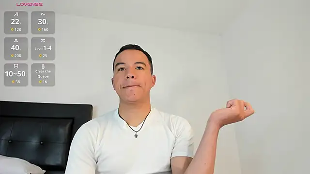 Snapshot of lucas_wellx chatting on 14, 7, 2026 lucas wellx online show from 14, 7, 2026