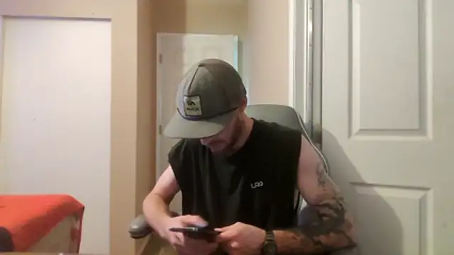 Snapshot of Huntzg23 chatting on 25, 3, 2026 Huntzg23 online show from 25, 3, 2026