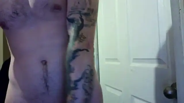 Snapshot of Huntzg23 chatting on 2, 4, 2026 Huntzg23 online show from 2, 4, 2026