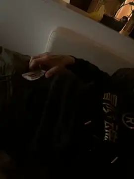 Snapshot of Fuss04 chatting on 9, 11, 2025 Fuss04 online show from 9, 11, 2025