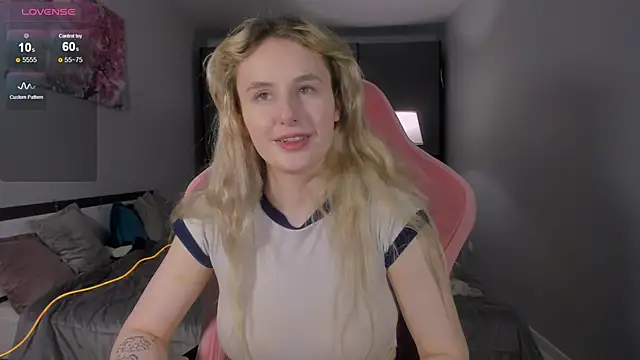 Snapshot of Molly_Toads chatting on 21, 1, 2025 Molly Toads online show from 21, 1, 2025