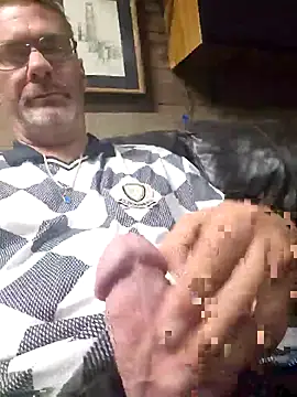 Snapshot of tileguyyy chatting on 16, 9, 2025 tileguyyy online show from 16, 9, 2025