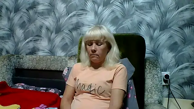 sakura blonde online show from 30, 10, 2025