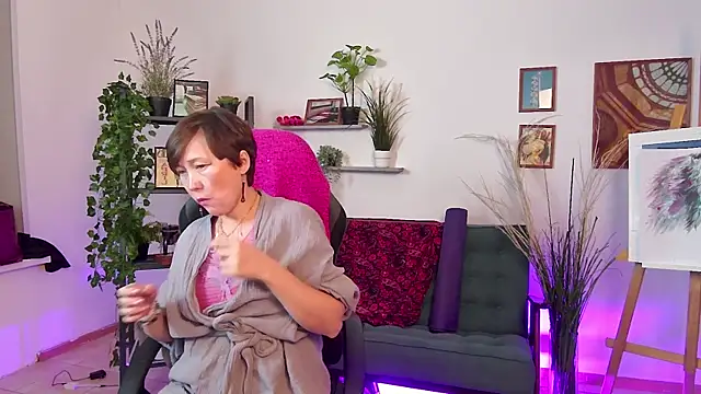 Snapshot of RosalindaFortuna chatting on 24, 1, 2025 RosalindaFortuna online show from 24, 1, 2025