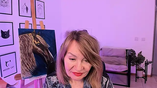 Snapshot of RosalindaFortuna chatting on 5, 2, 2025 RosalindaFortuna online show from 5, 2, 2025