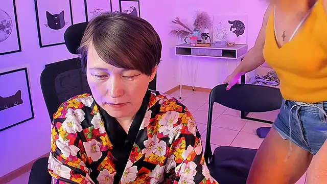 Snapshot of RosalindaFortuna chatting on 11, 2, 2025 RosalindaFortuna online show from 11, 2, 2025