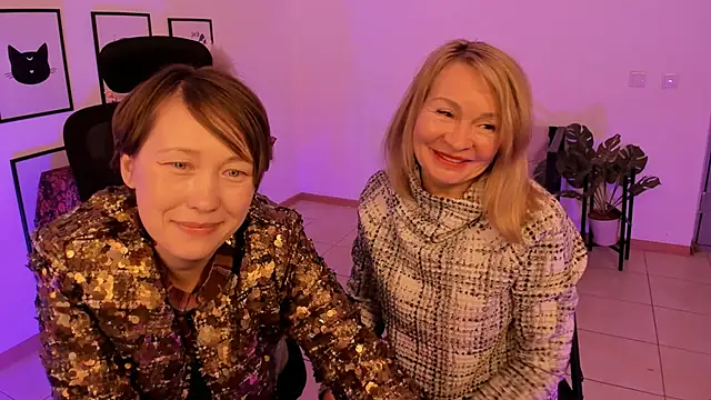 Snapshot of RosalindaFortuna chatting on 27, 2, 2025 RosalindaFortuna online show from 27, 2, 2025