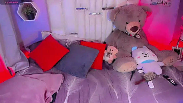 Aileen 18 online show from 11, 4, 2026