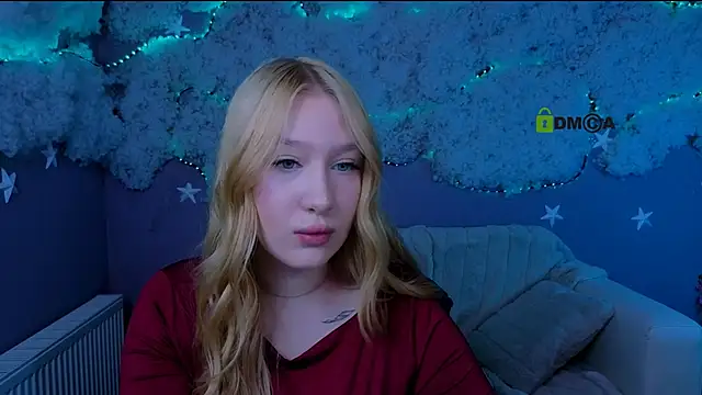 playful sophie online show from 4, 4, 2026