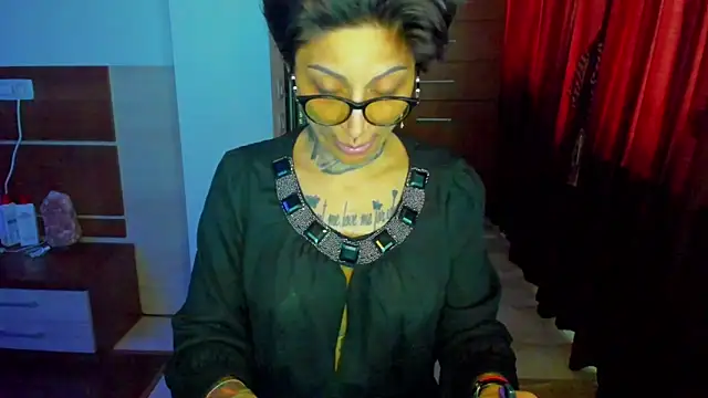 Lucky Deniz online show from 17, 3, 2026