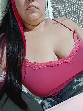 Snapshot of Paolaa_hoot chatting on 8, 6, 2026 Paolaa hoot online show from 8, 6, 2026