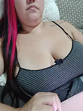 Snapshot of Paolaa_hoot chatting on 23, 6, 2026 Paolaa hoot online show from 23, 6, 2026