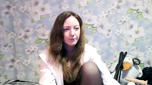 KattyLuuu online show from 8, 2, 2025