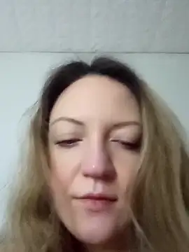 KattyLuuu online show from 1, 3, 2026