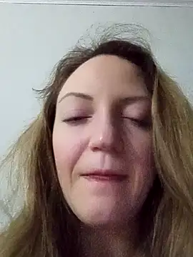 KattyLuuu online show from 14, 3, 2026