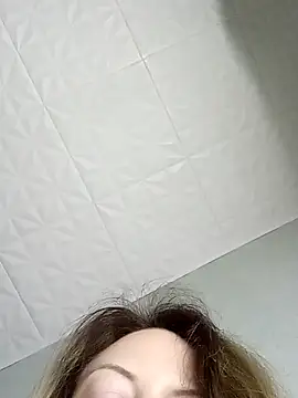 KattyLuuu online show from 9, 4, 2026