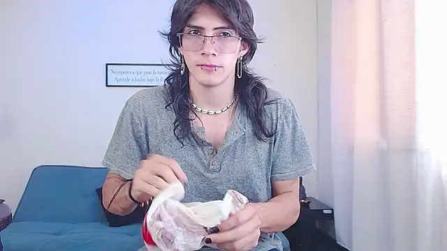 Snapshot of andreey50 chatting on 13, 1, 2025 andreey50 online show from 13, 1, 2025