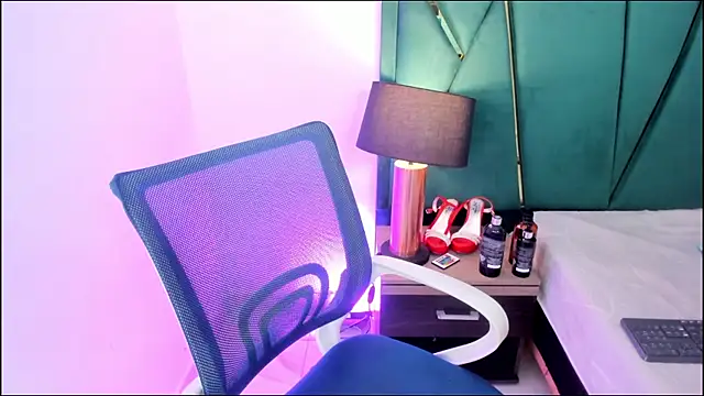 Snapshot of Tamara_Myller chatting on 11, 4, 2026 Tamara Myller online show from 11, 4, 2026