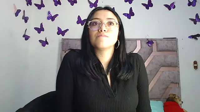 Snapshot of Anny_Fox- chatting on 12, 5, 2026 Anny Fox- online show from 12, 5, 2026