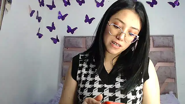 Snapshot of Anny_Fox- chatting on 30, 5, 2026 Anny Fox- online show from 30, 5, 2026