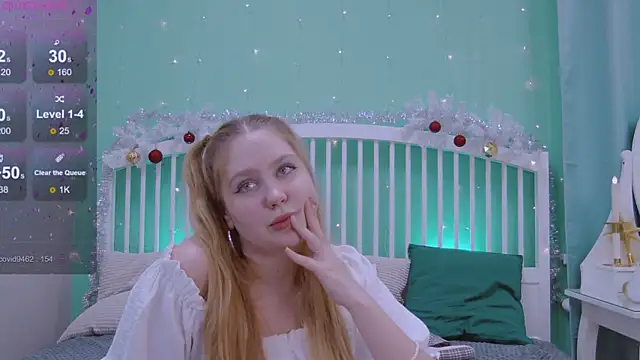 Snapshot of Ellie_Wellie chatting on 25, 12, 2024 Ellie Wellie online show from 25, 12, 2024