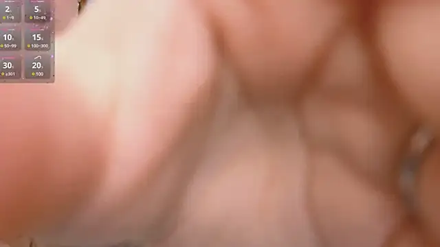 Snapshot of Ellie_Wellie chatting on 28, 1, 2025 Ellie Wellie online show from 28, 1, 2025