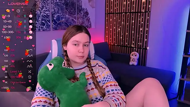 Snapshot of Ellie_Wellie chatting on 26, 10, 2025 Ellie Wellie online show from 26, 10, 2025