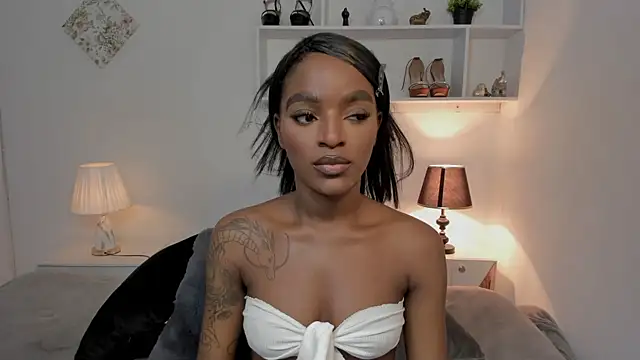 Zizi-campbel online show from 28, 12, 2024