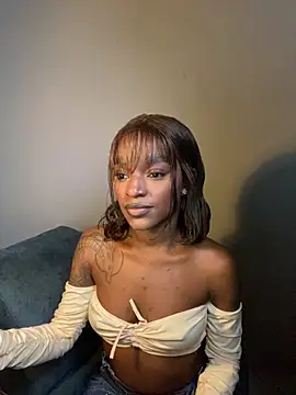 Zizi-campbel online show from 6, 2, 2026