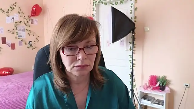 Miss Moren online show from 27, 3, 2026