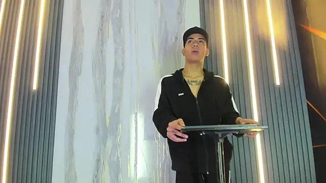 Snapshot of Angel_xxx chatting on 6, 4, 2026 Angel xxx online show from 6, 4, 2026