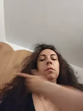 naughty69curls online show from 25, 5, 2026